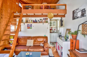 Mezzanine studio in the 20th district